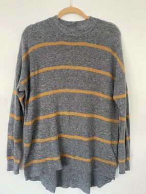 American Eagle Striped Gray and Mustard Crewneck Tunic Sweater